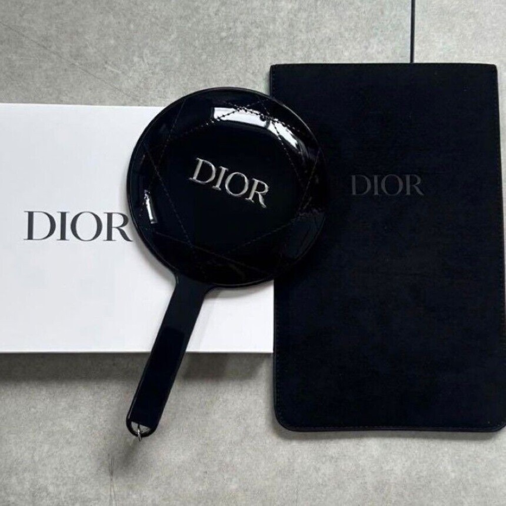 NWT Christian Dior Beauty Black Hand Mirror with Case 23 x 13cm NIB - Picture 2 of 15
